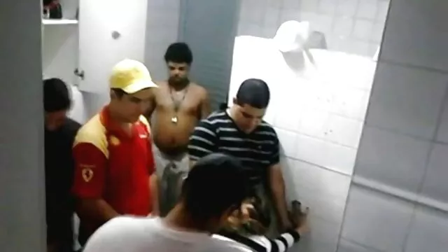 XXX không đăng ký  Nhiệm vụ hậu môn đầu tiên phim sec dit nhau ko che