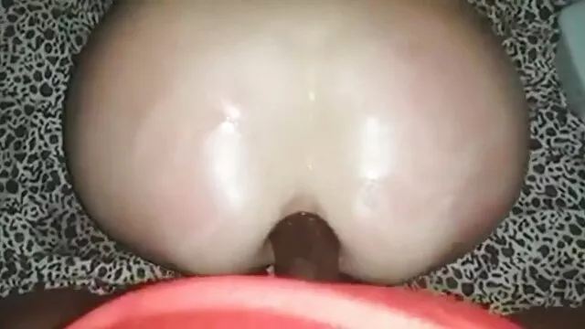 XXX không đăng ký  Chèn một tinh sec kg che ranh trong các đít