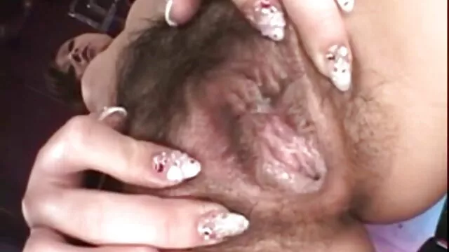 XXX không đăng ký  Spanks sec kg che nữ sinh Antonina