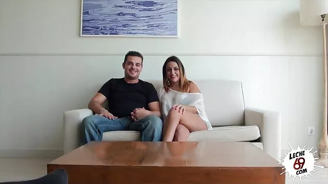 XXX không đăng ký  Kết sec khong tre nối một cách khiêm tốn